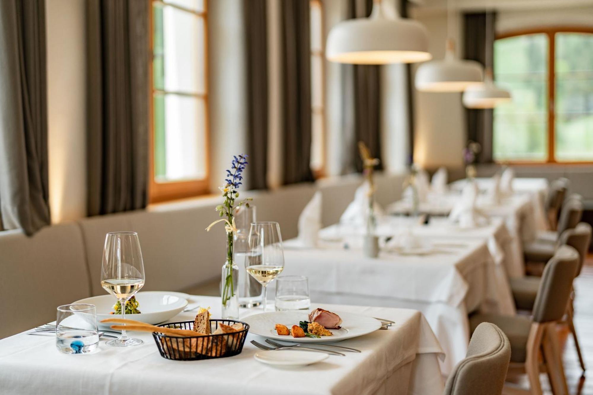 Zum Hirschen Boutique Hotel Val Di Non Unsere Liebe Frau im Walde Εξωτερικό φωτογραφία