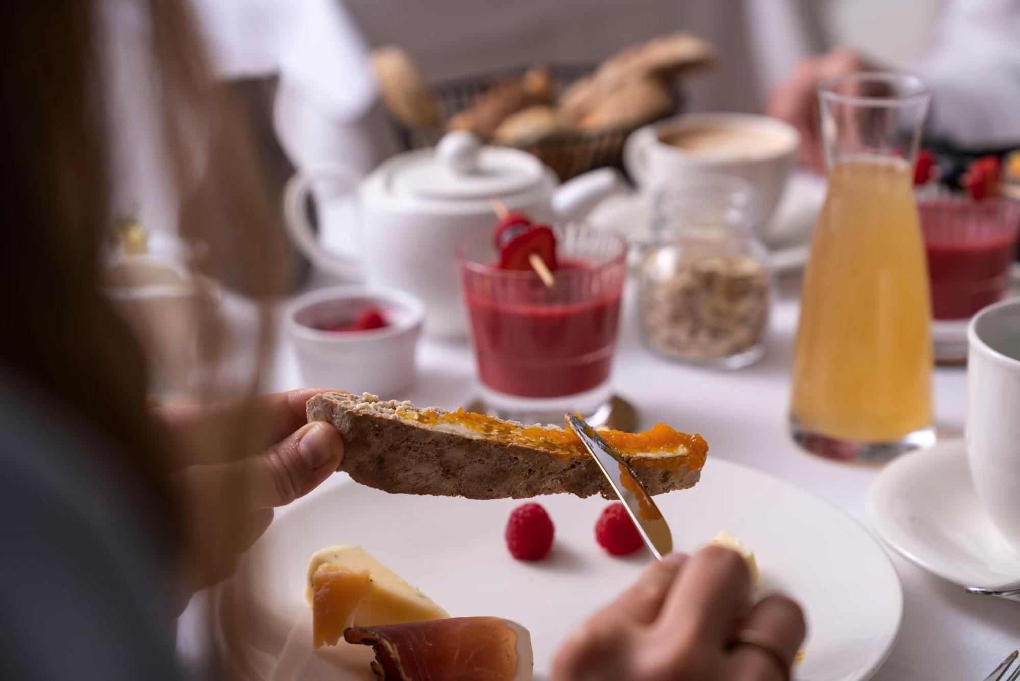 Zum Hirschen Boutique Hotel Val Di Non Unsere Liebe Frau im Walde Εξωτερικό φωτογραφία