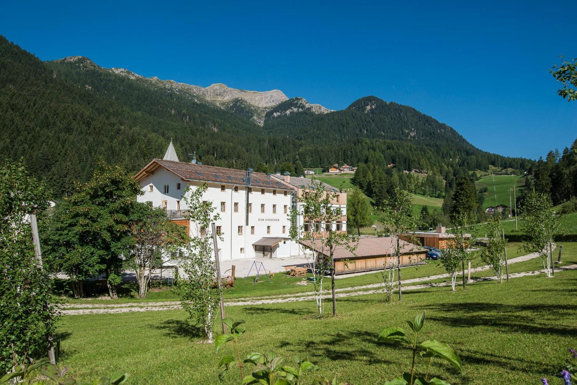 Zum Hirschen Boutique Hotel Val Di Non Unsere Liebe Frau im Walde Εξωτερικό φωτογραφία